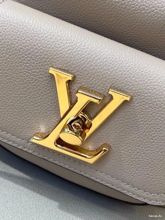 BUCKET LOCKME LOUIS VUITTON 1218